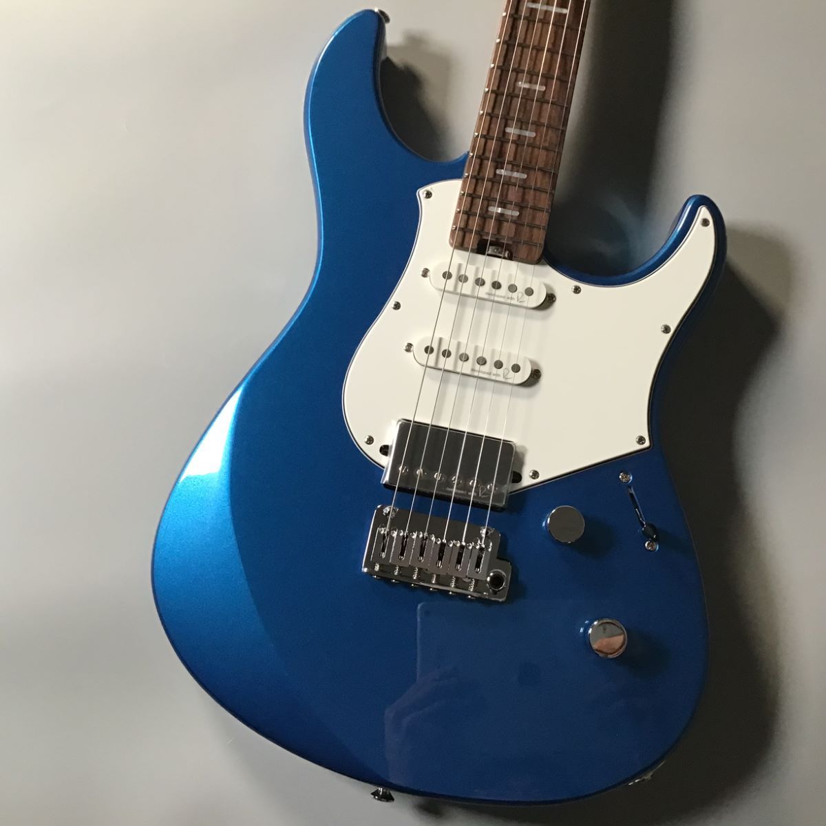 YAMAHA Pacifica Standard Plus PACS+12