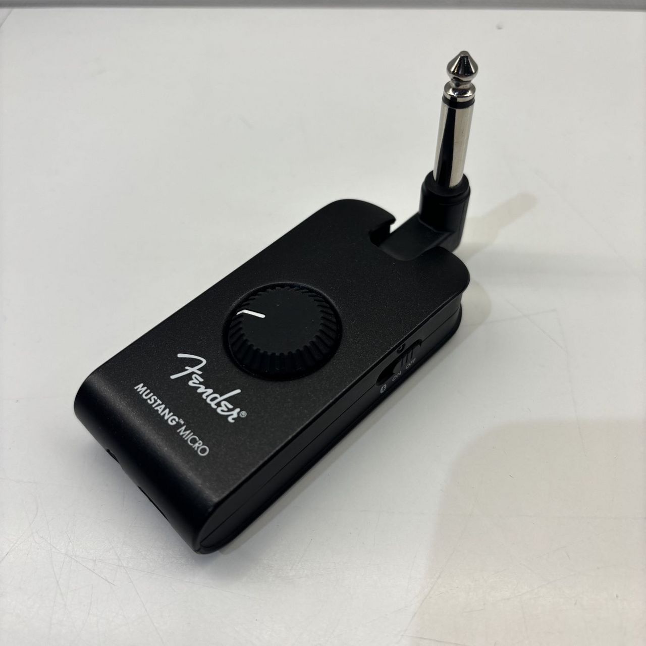 Fender Mustang Micro 完備品 動作確認済 Fender Mustang Micro 完備品 動作確認済 Fender Mustang Micro 完備品