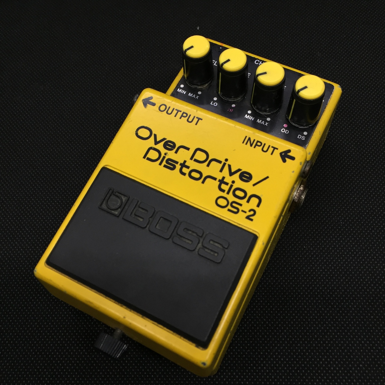 オーバードライブ ディストーション OSー2 BOSS / OS-2 の特徴や使い方を解説レビュー。二種類の歪みを