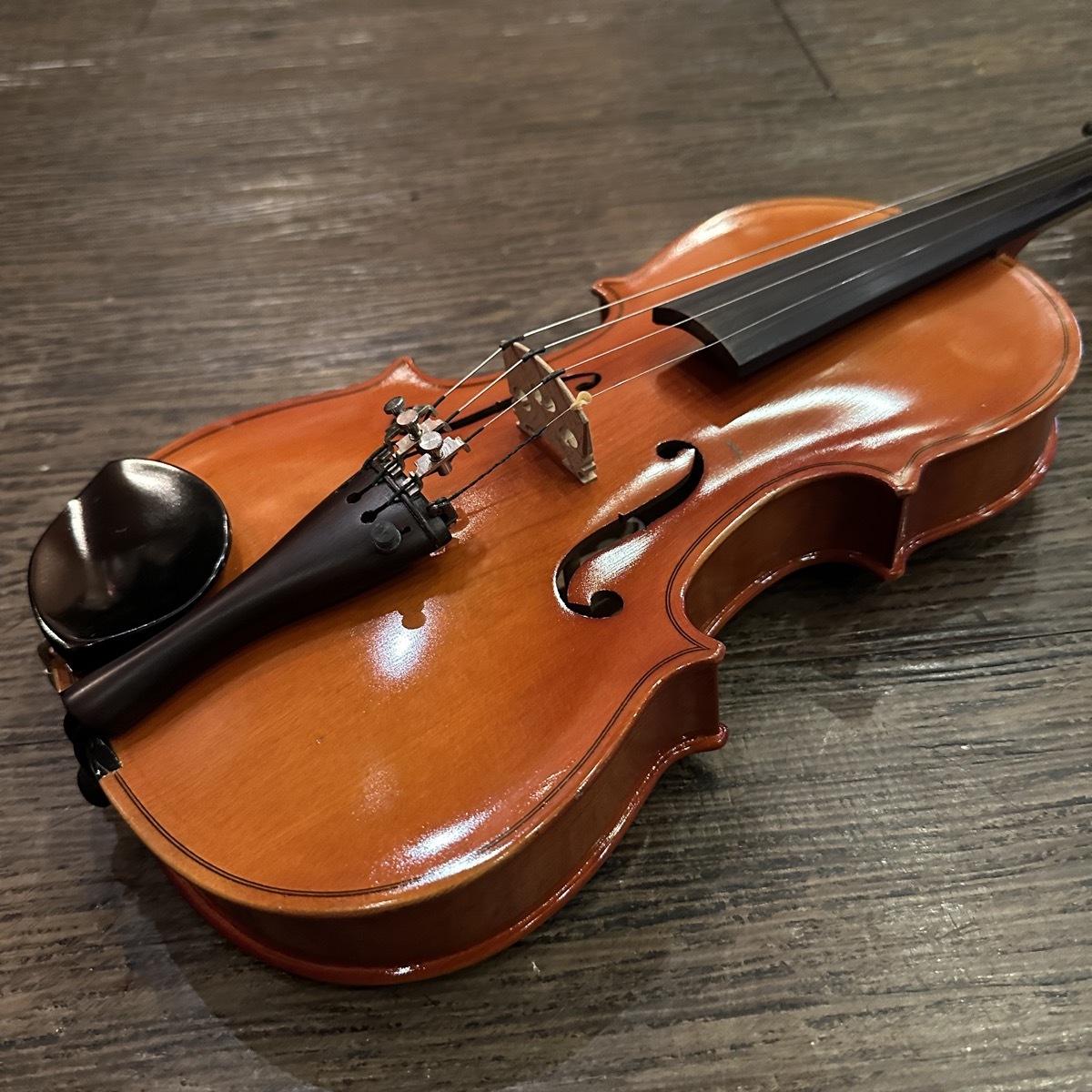 バイオリン スズキ No.300 4/4 1990年製 SUGITO弓 バイオリン スズキ No.300 4/4 1990年製 SUGITO弓 2025年最新】sugito