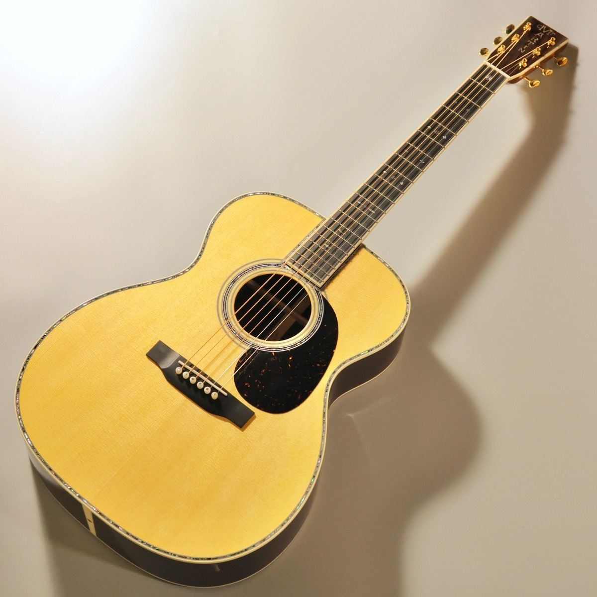 Martin 000-42 Standard #3042671【クロサワ本店店頭在庫品】（新品