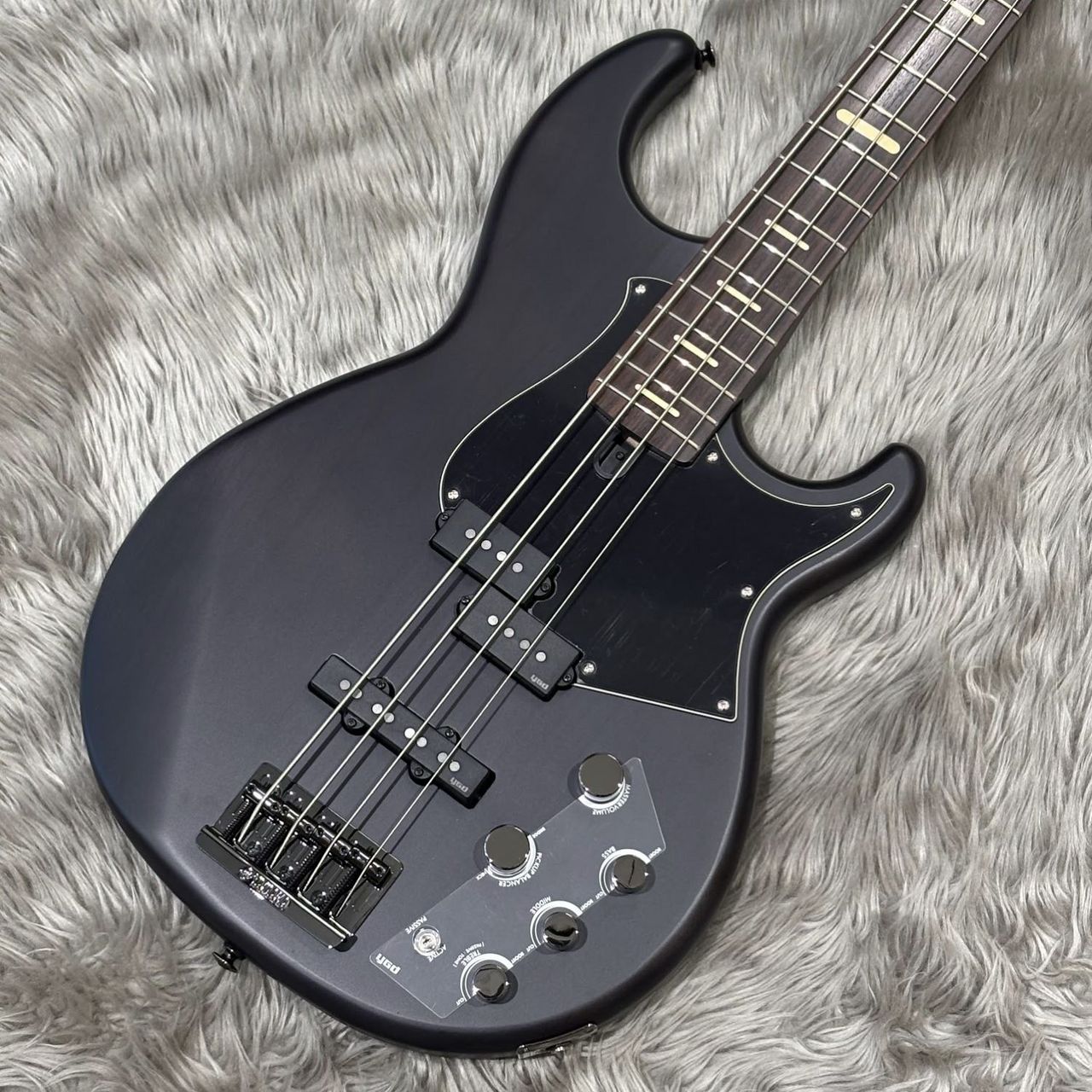 YAMAHA BB734A MTBL マットトランスルーセントブラック エレキベース アクティブ/パッシブスイッチ搭載