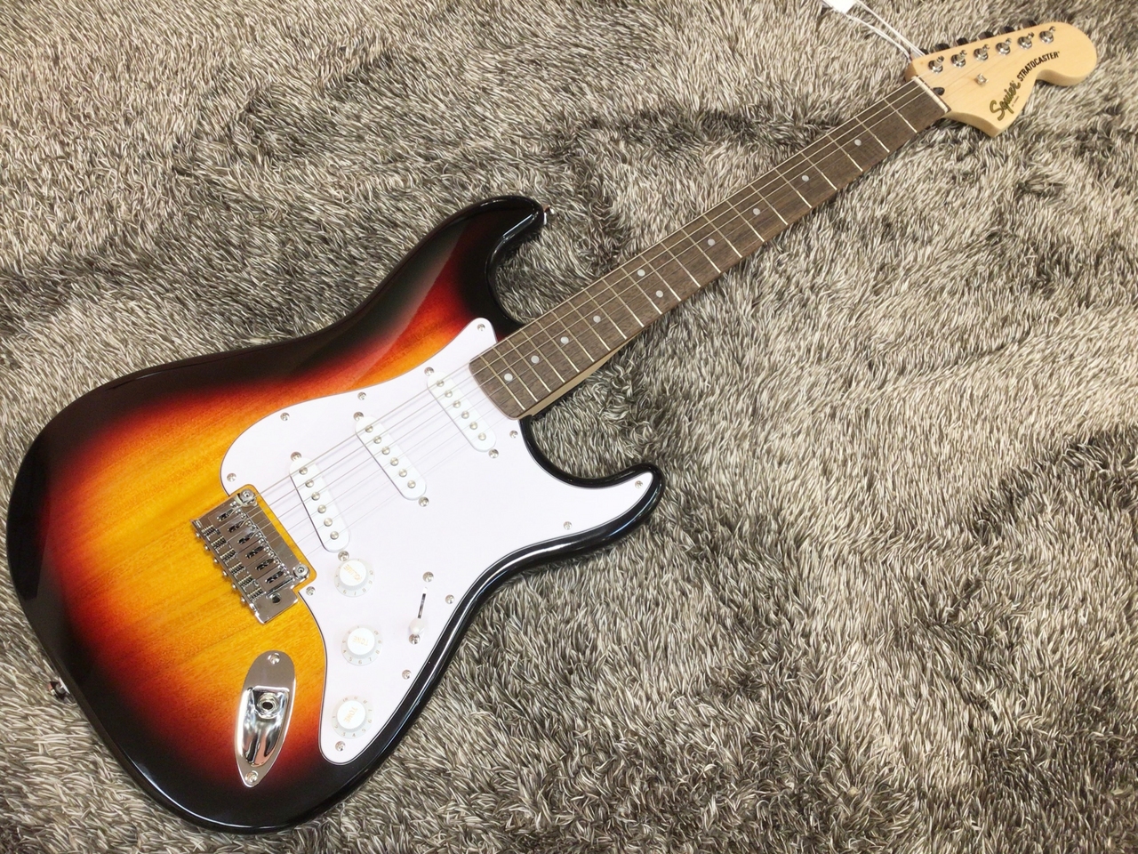 Squier by Fender Affinity Series Stratocaster, Laurel Fingerboard