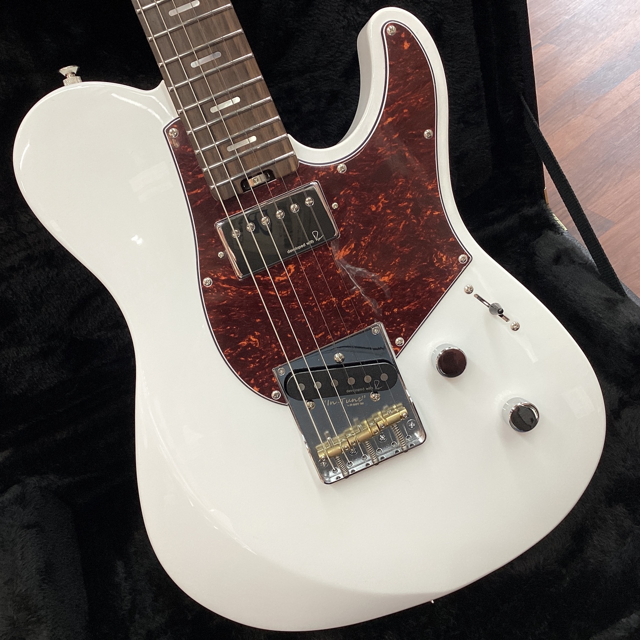 YAMAHAヤマハパシフィカ　PACIFICA ホワイト限定 YAMAHA Pacifica SC Professional PACP11S/Shell White (ヤマハ