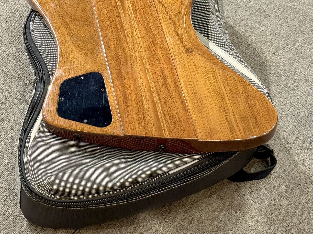 Gibson 120th Anniversary Thunderbird IV（中古）【楽器検索デジマート】