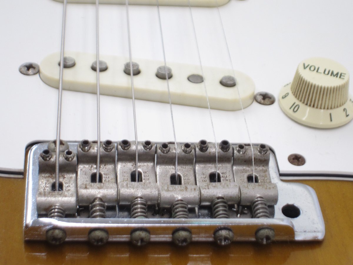 Fender Japan ストラト　STD-62 スキャロップ指板 ハードケース Fender Japan ストラト STD-62 スキャロップ指板 ハードケース