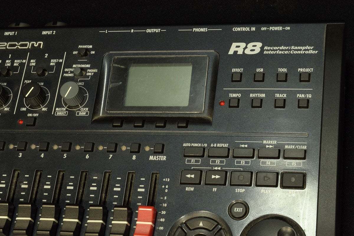 ZOOM R8 Recorder Sampler Interface Controller【福岡パルコ店
