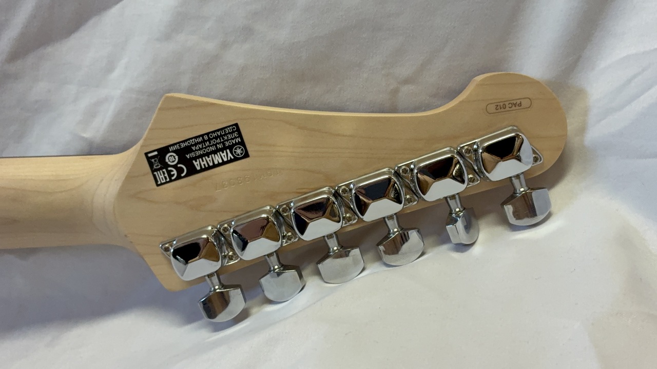 YAMAHA PACIFICA PAC012（中古）【楽器検索デジマート】