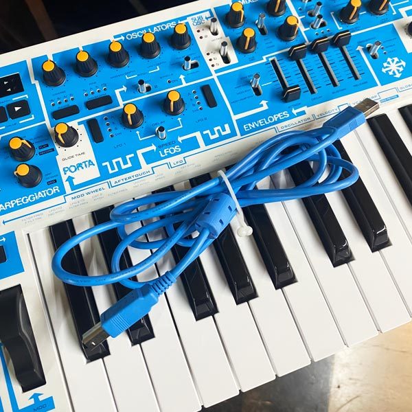 Novation Bass Station II Swifty Edition（中古）【楽器検索デジマート】