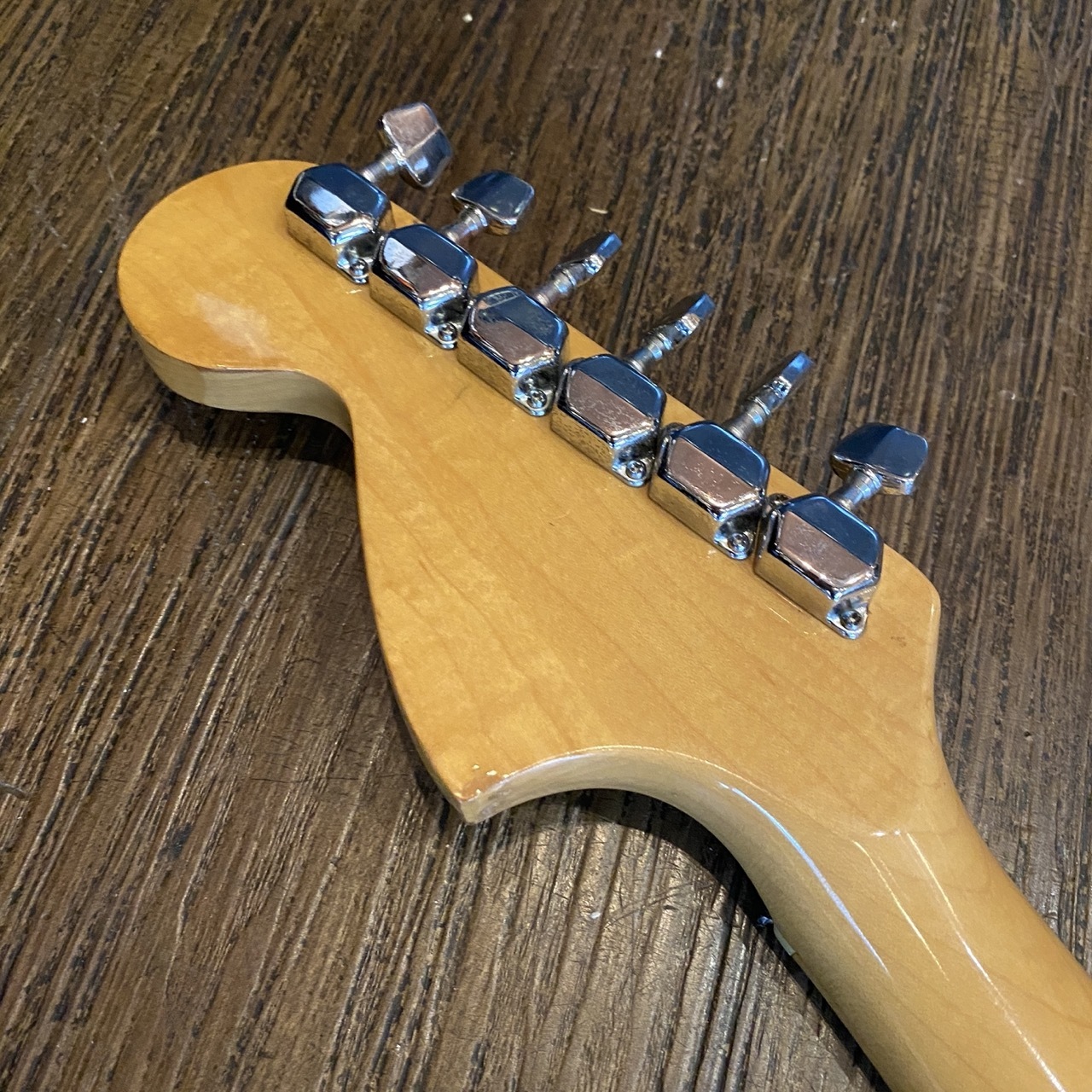 Founder Stratocaster Electric Custom Electric Guitar（中古
