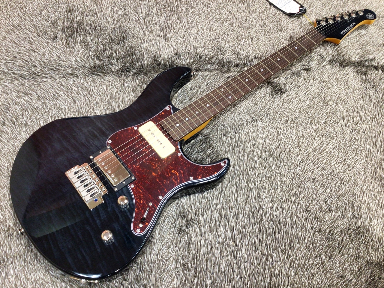 YAMAHA PACIFICA 611VFM TBL(トランスルーセントブラック)【大人気