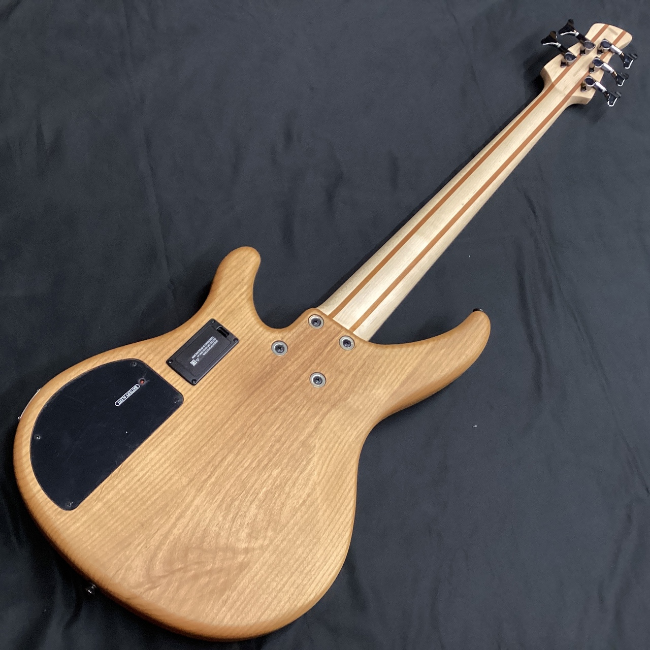 YAMAHA TRBX605FM/NS (ヤマハ 5弦ベース フレイムメイプル)（中古