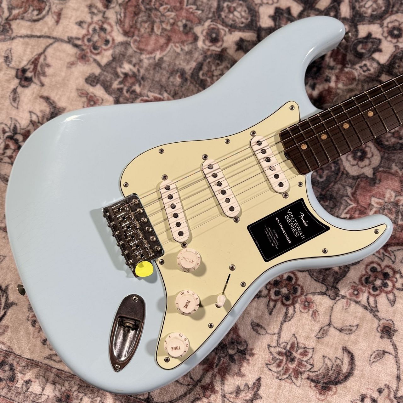 Fender Limited Edition Vintera II Road Worn '60s Stratocaster