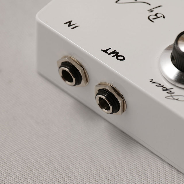 ギター Akg Sound Design MAGNUS BC109 AKG Sound Design Magnus(BC109B) White【決算セール特価】（新品特価