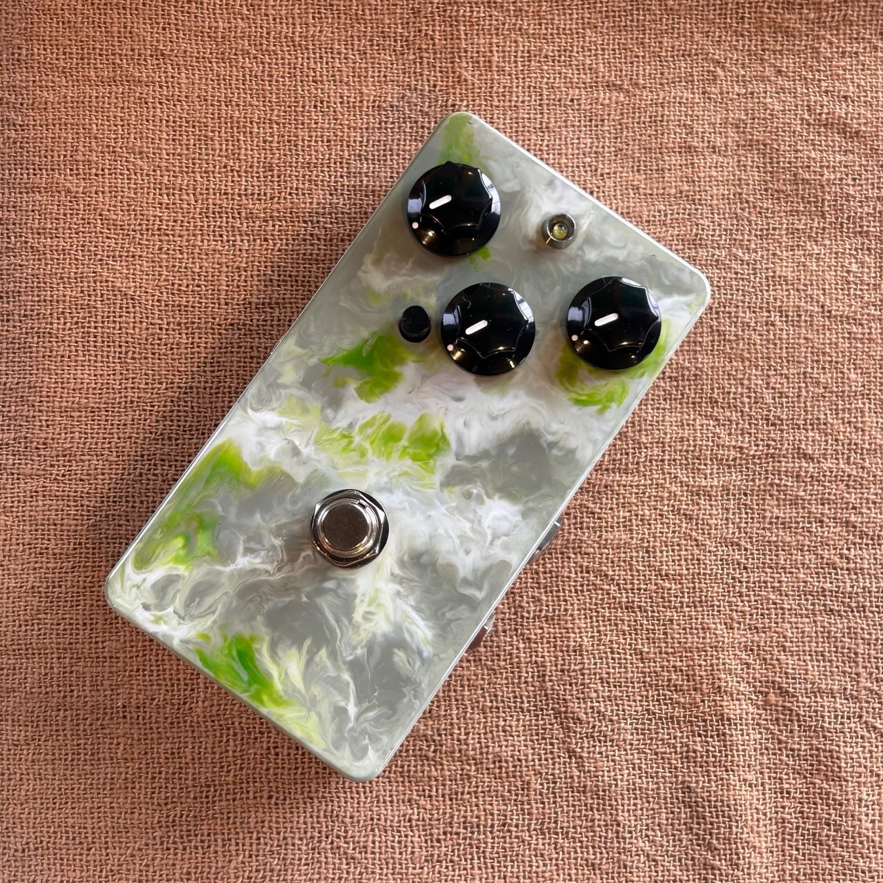 Leqtique Roger EVR（新品/送料無料）【楽器検索デジマート】