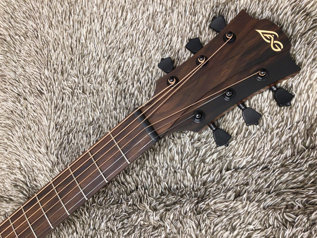 LAG Guitars T118ASCE-BLK【エレアコ】【スリムボディ】（新品特価