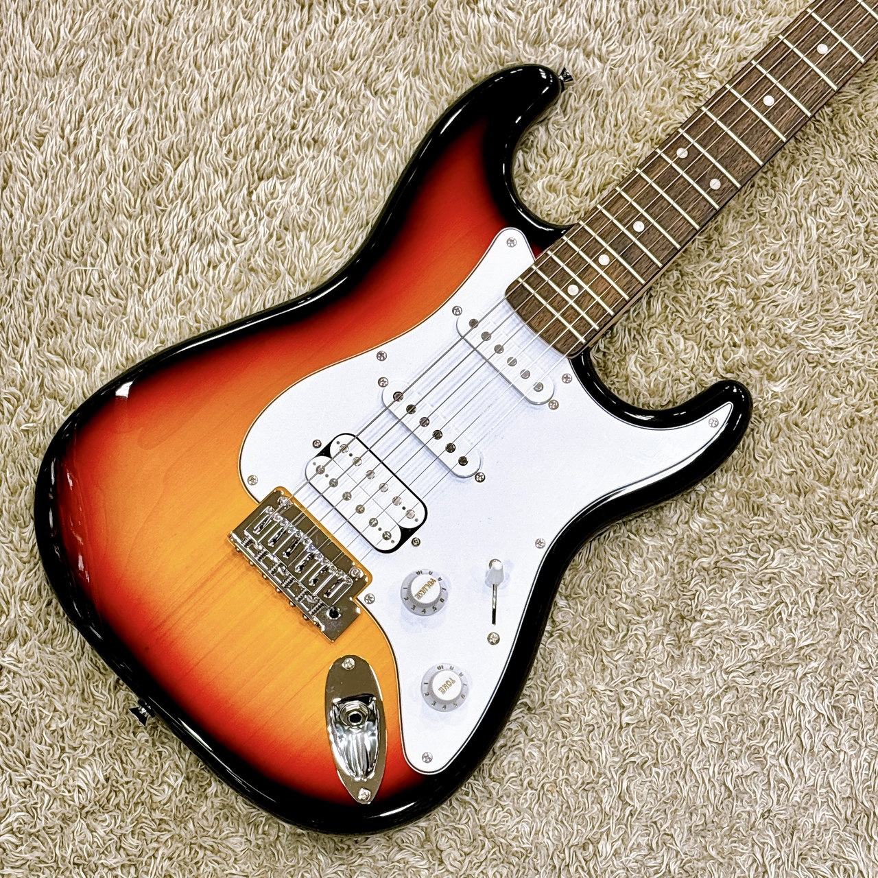 Squier By Fender Affinity Series Stratocaster Junior Hss 3-color 