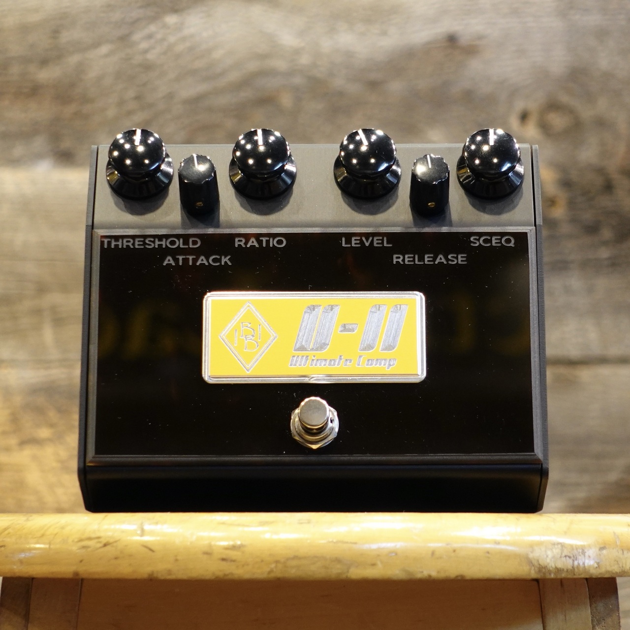 ベース Inner Bamboo electron B-II 2 Inner Bamboo electron D-II Dual Bass Preamp II｜ミュージックランドKEY