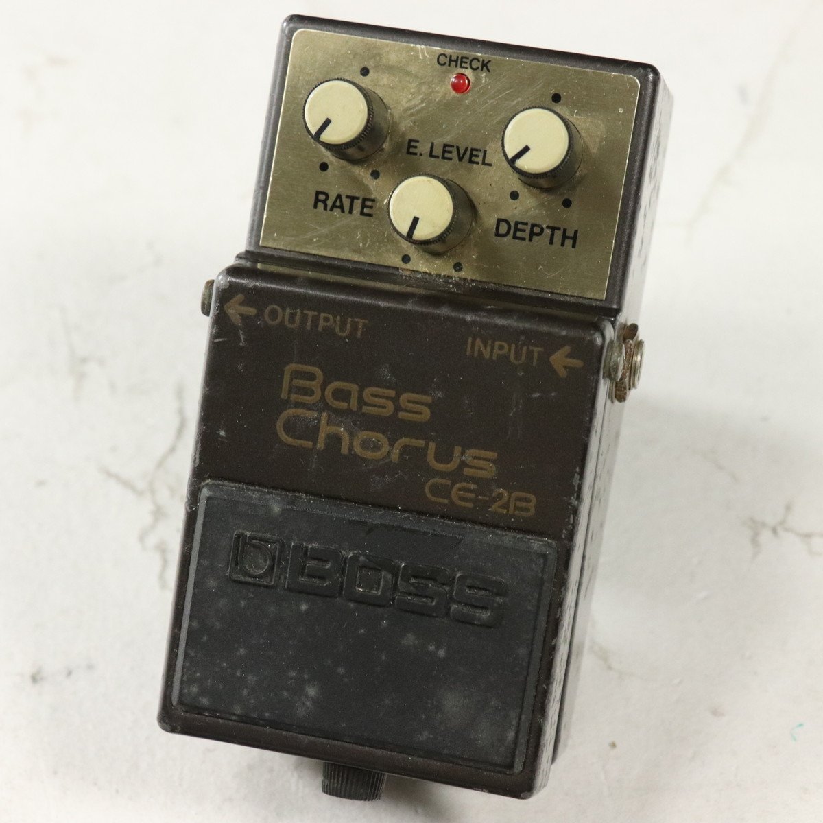 BOSS Bass Chorus CE-2B 中古品 台湾製 BOSS CE-2B Bass Chorus 【梅田店】（中古）【楽器検索デジマート】