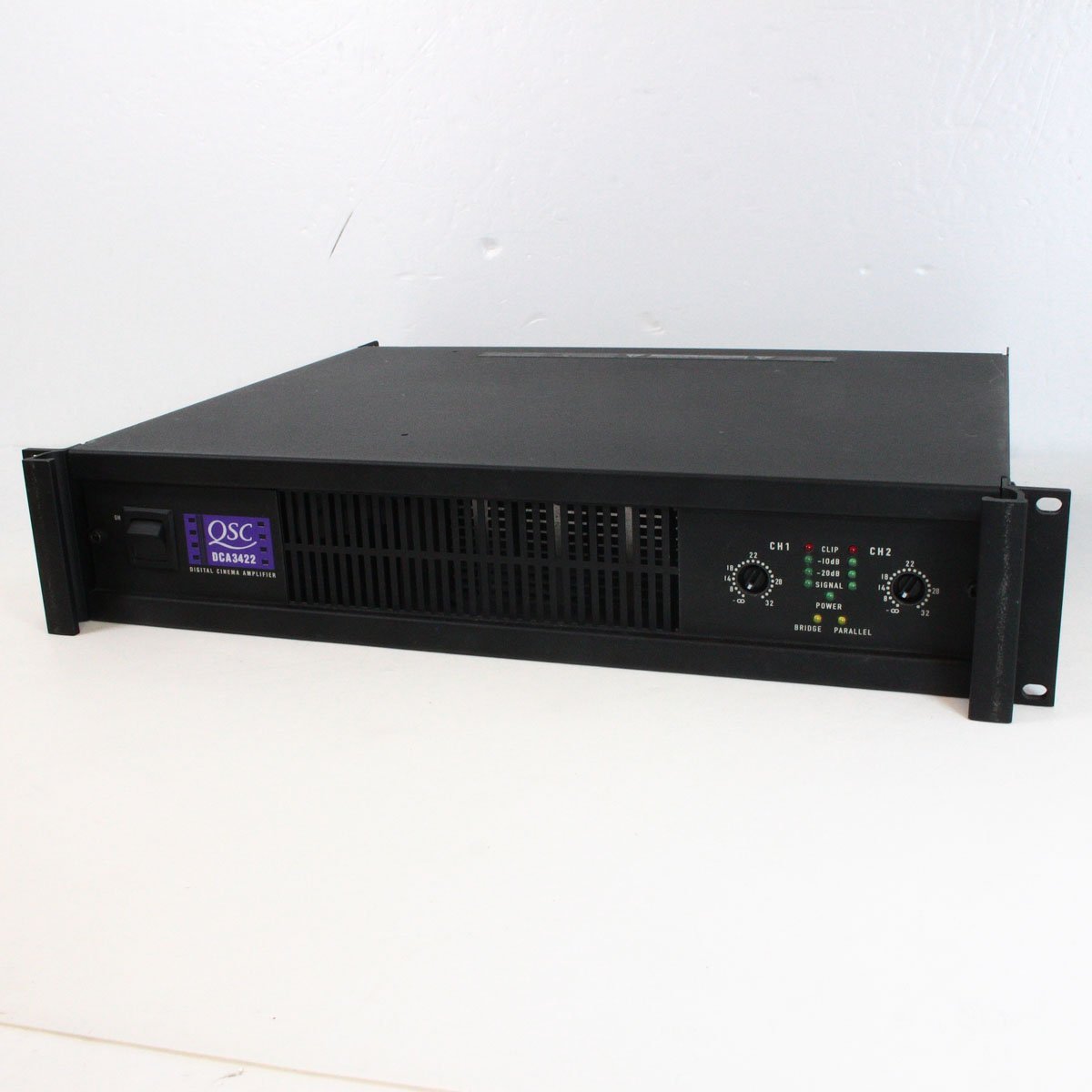 QSC DCA3422 Digital Cinema Amplifier 【渋谷店】(中古/送料 QSC DCA3422 Digital Cinema Amplifier 【渋谷店】(中古/送料