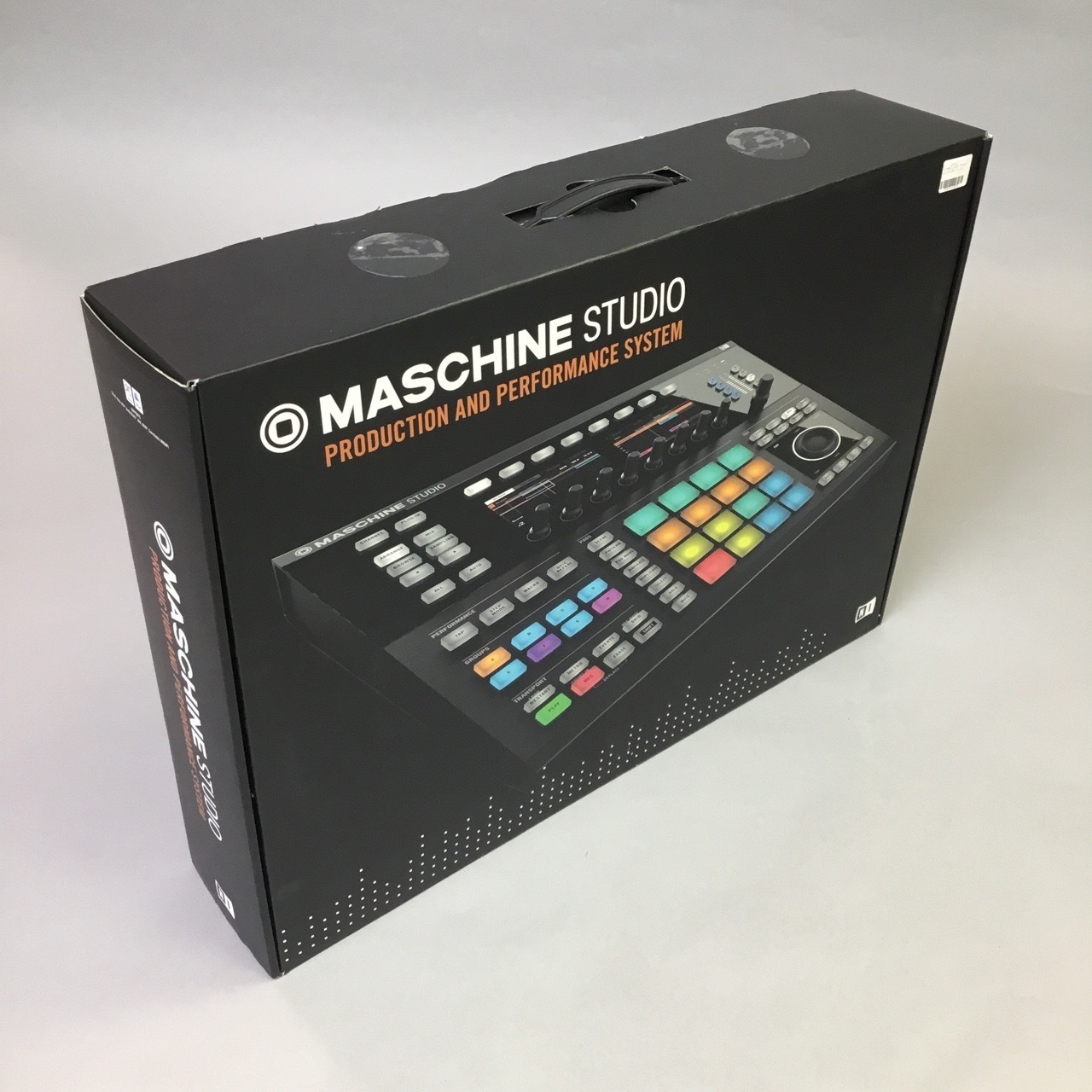 NATIVE INSTRUMENTS MASCHINE Studio（中古/送料無料）【楽器検索