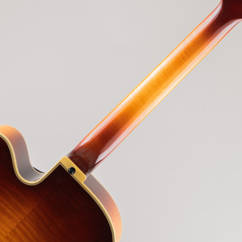 Benedetto Manhattan Sunburst 1994（ビンテージ）【楽器検索