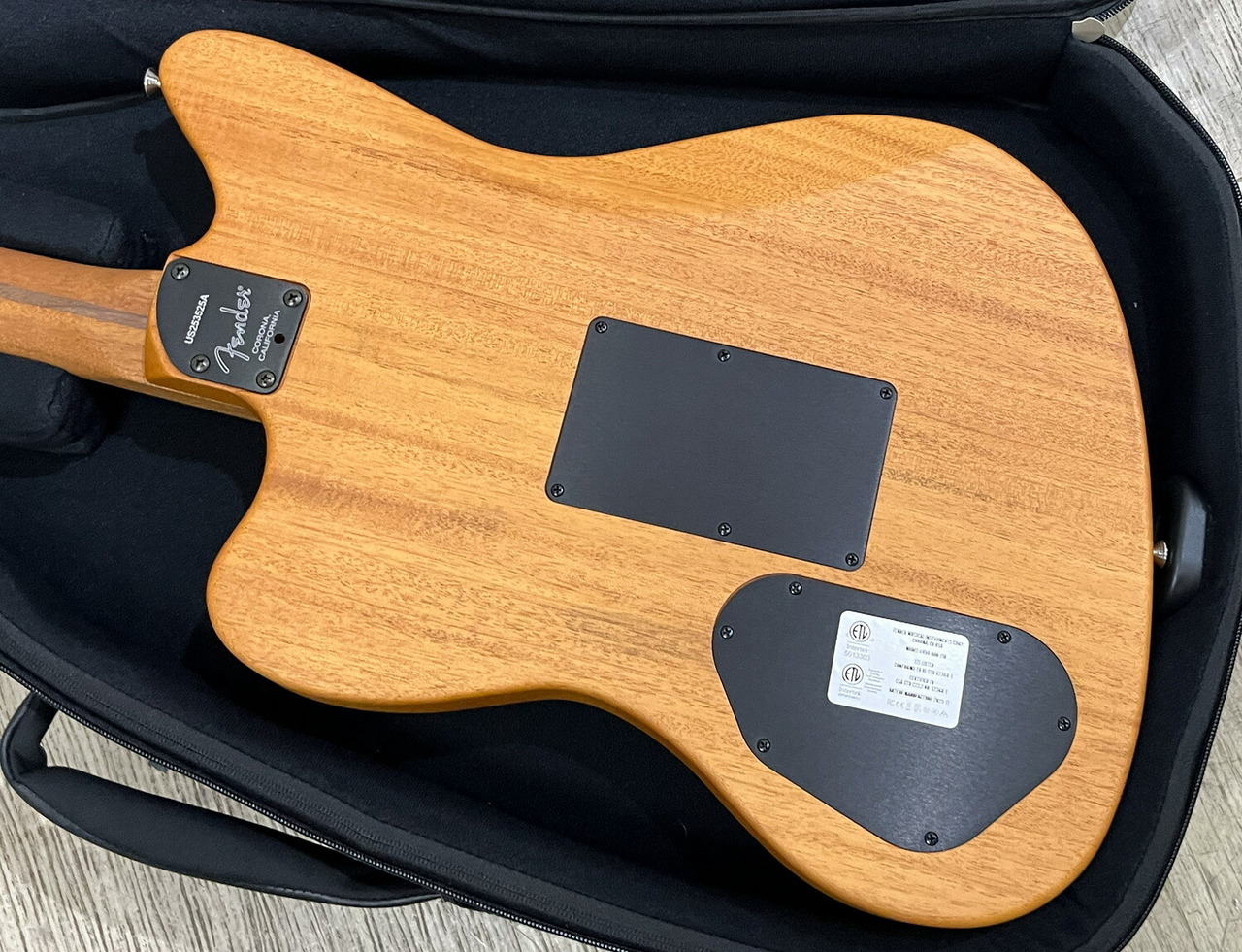 ど*き様 アコースティックギター Fender Acoustics Fender American Acoustasonic Jazzmaster (selected