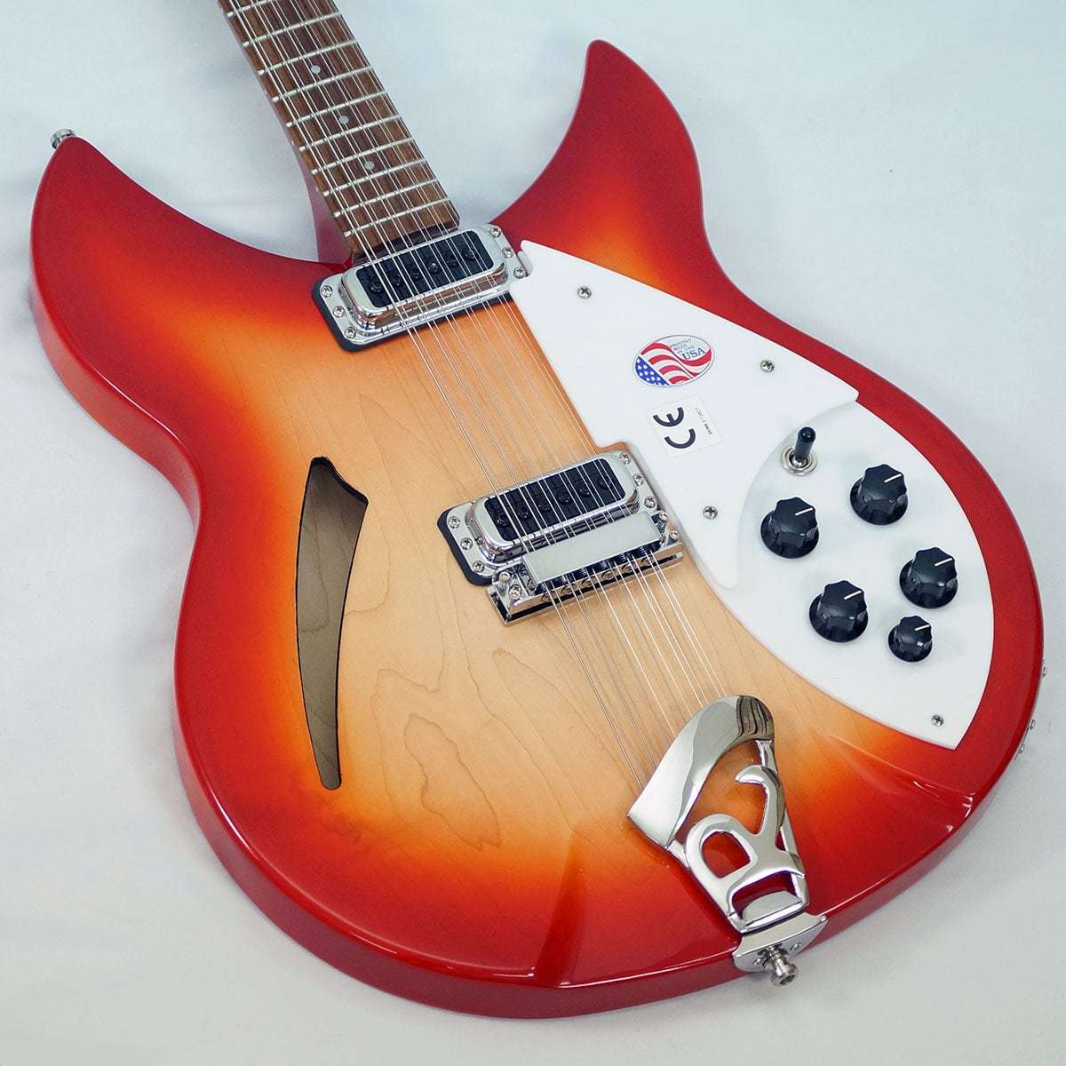 Rickenbacker Model 330/12 Fireglo [12弦モデル]（新品）【楽器