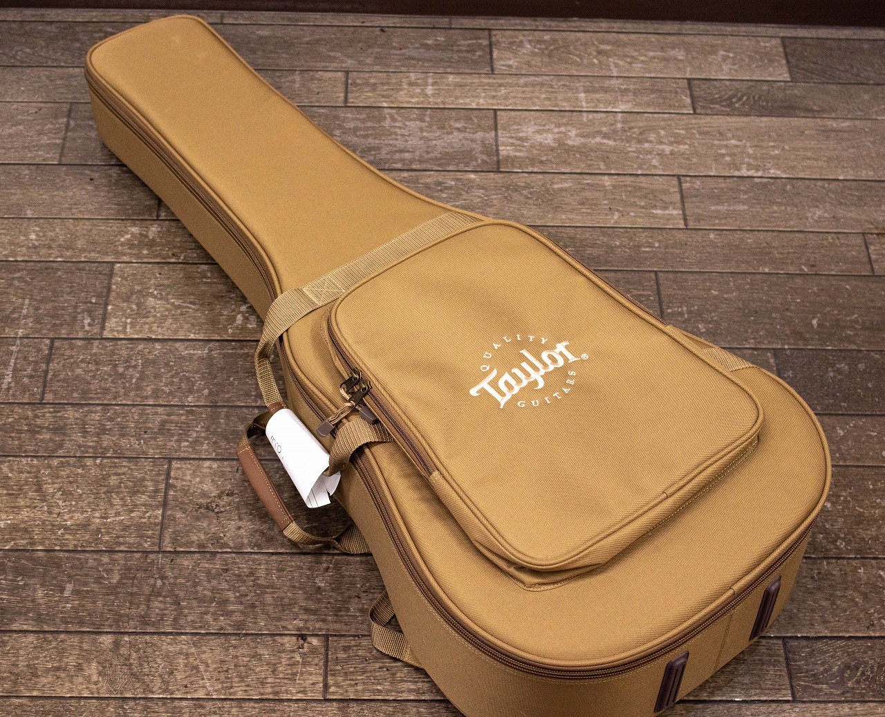 Taylor 110e Walnut（中古/送料無料）【楽器検索デジマート】