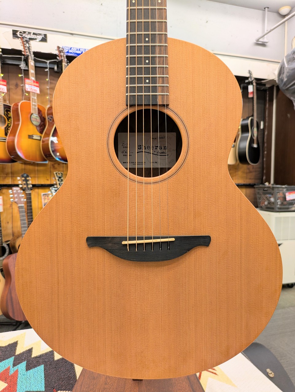 ローデン　シーラン　バイ　ローデン　SO1 Amazon | Sheeran by Lowden S-01 アコースティックギター