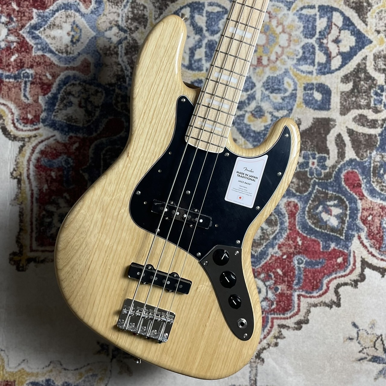 Fender Made in Japan Traditional 70s Jazz Bass Maple Fingerboard ...