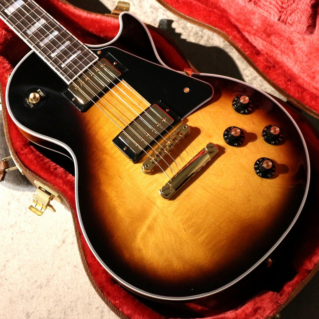 【ビンテージ】 univox レスポール　マツモク製造　60年代〜70年代 Finest Guitars ヴィンテージ通信】70sレスポール三本入荷