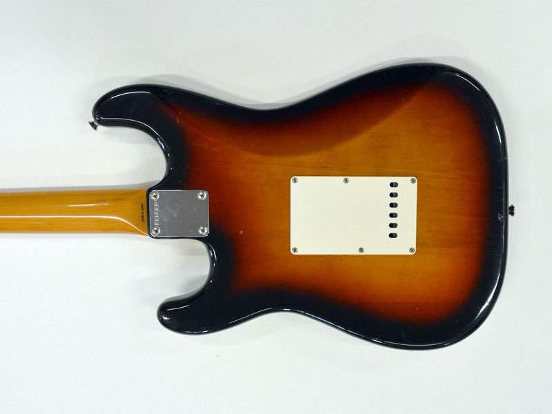 Fender Japan STD-62（ビンテージ）【楽器検索デジマート】