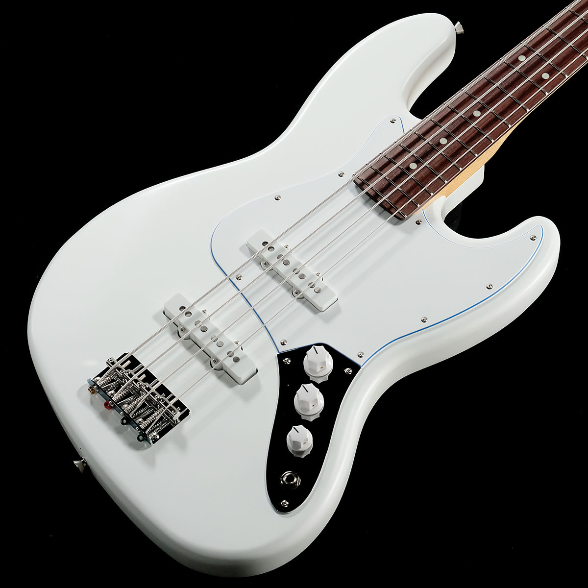 【セミハードケース付】Fender Japan Jazz Bass ホワイト セミハードケース付】Fender Japan Jazz Bass ホワイト