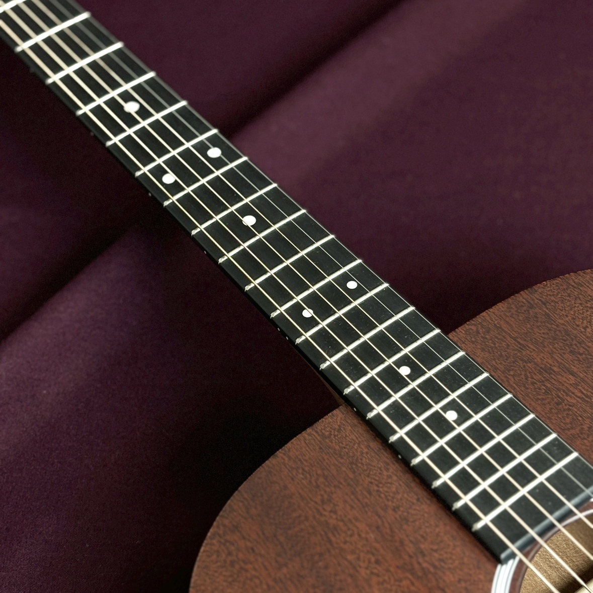 Martin 000X1AE エレアコ Martin 000X1AE Review from Acoustic Guitar - YouTube