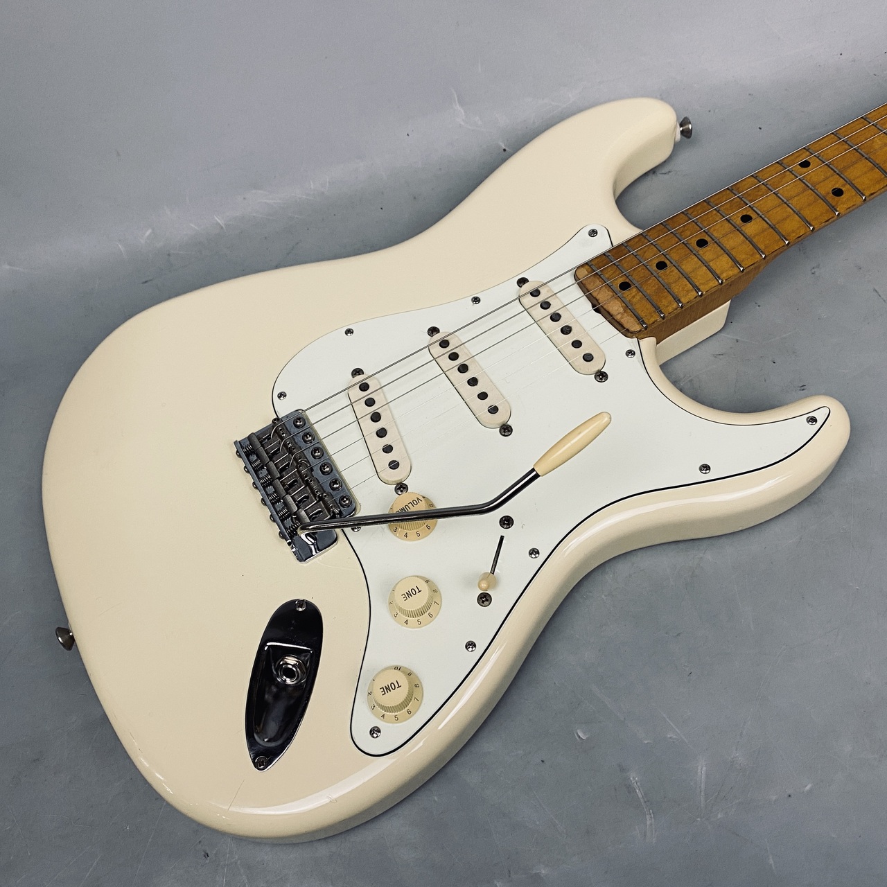 Fender Japan ST67-85 VWH 1989年製（中古/送料無料）【楽器検索