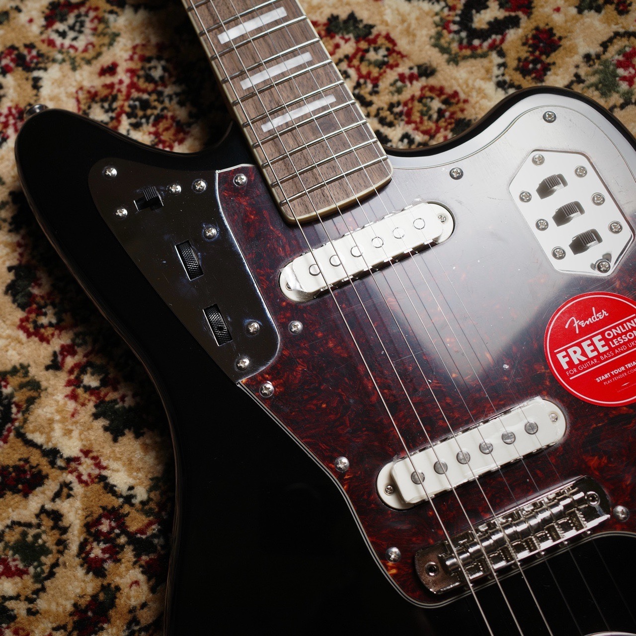 Squier by Fender Classic Vibe '70s Jaguar Laurel Fingerboard Black