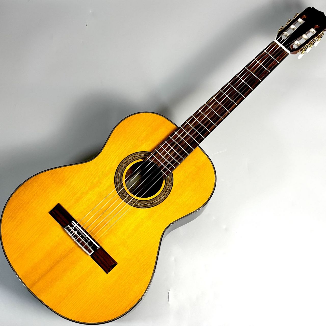 ARIA 303SC クラシックギター 640mm ソフトケース付き 松単板／ローズ