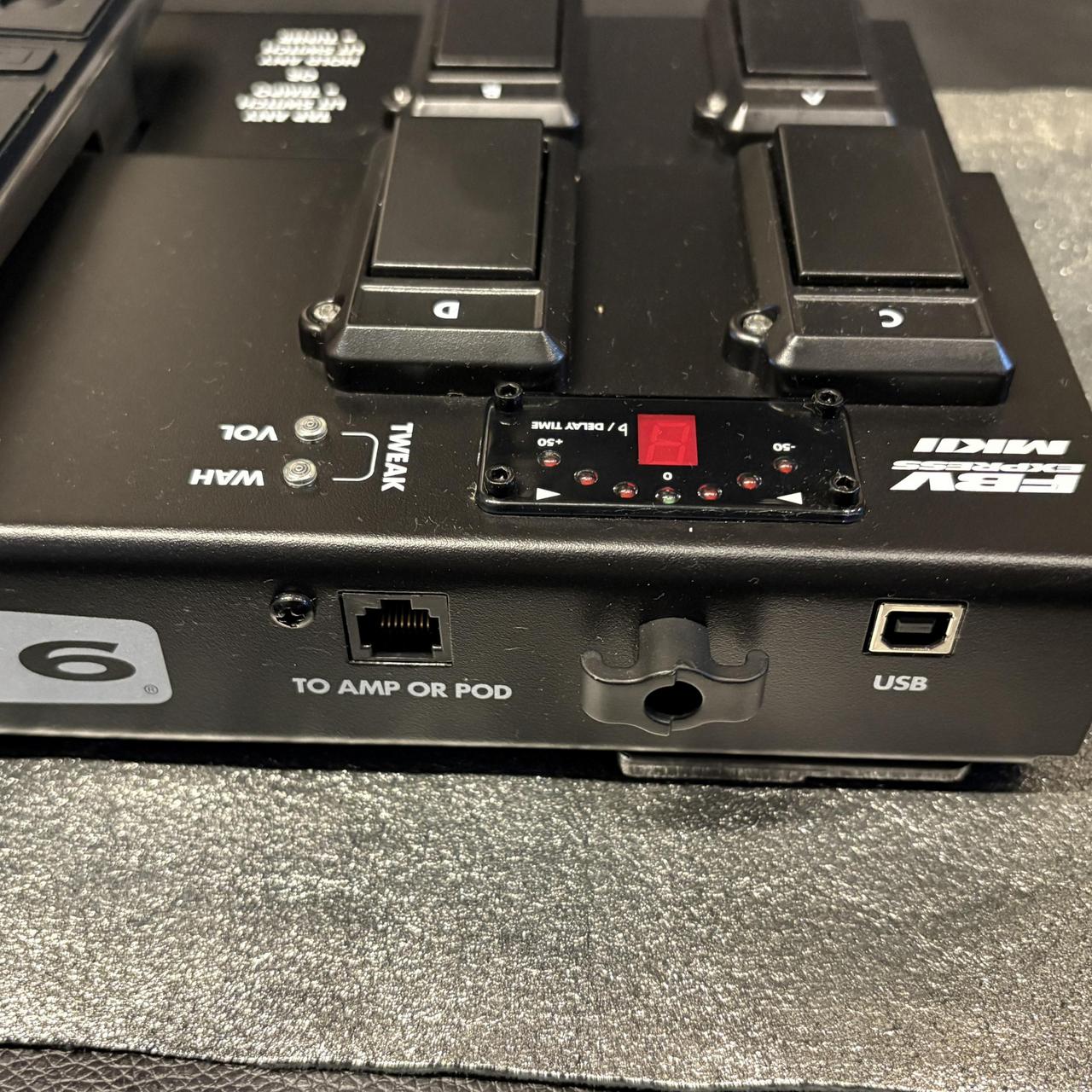 LINE6 FBV EXPRESS MKII フットコントローラー Line 6 ( ライン6 ) FBV Express MKII 送料無料 | サウンドハウス