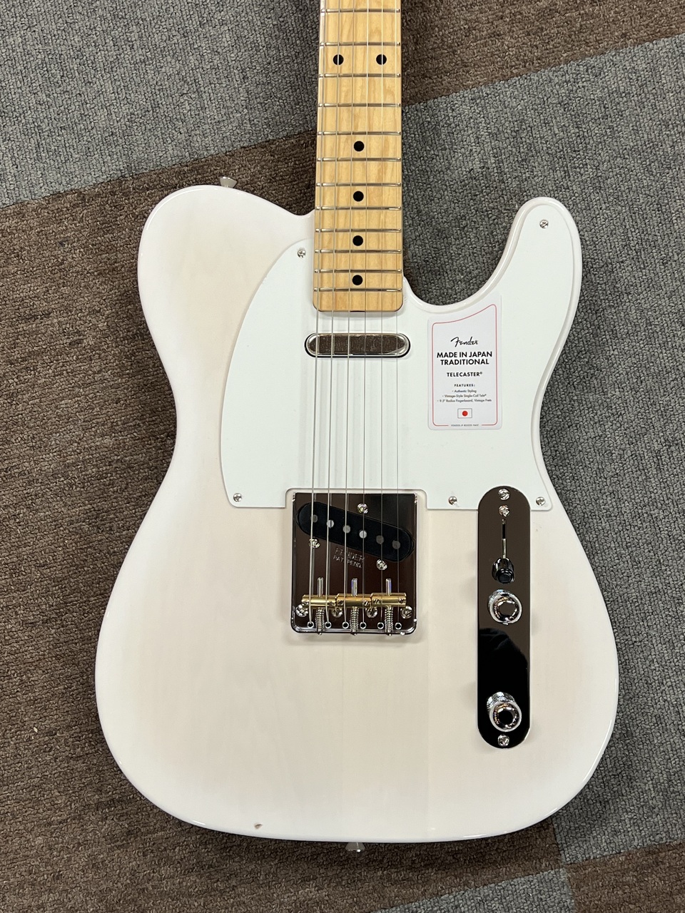 Fender Japan Telecaster ホワイト（オマケ付属中止） Fender Japan Telecaster ホワイト（オマケ付属中止） 楽器・機材