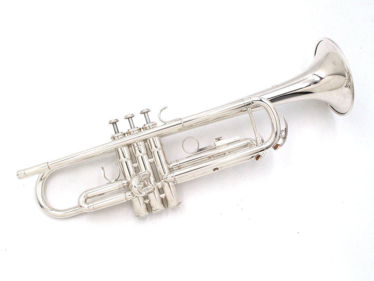YAMAHA ヤマハ トランペット YTR-2335S シルバー ケース付き YAMAHA YTR-2335S トランペット 銀メッキ仕上げ 【横浜店
