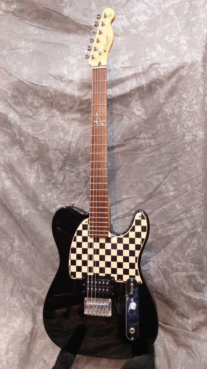 希望価格値下げ　Squier by Fender  アヴリル ラヴィーンモデル 希望価格値下げSquier by Fender アヴリル ラヴィーンモデル