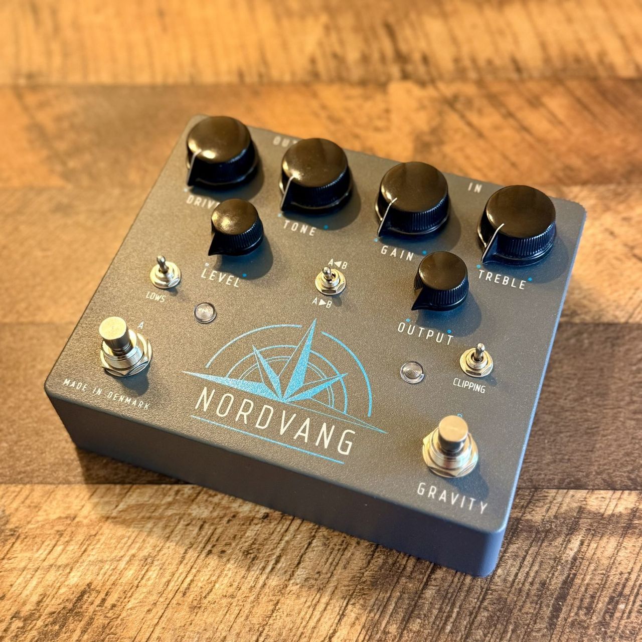む*ー様 NORDVANG CUSTOM GRAVITY 最終値下げ NORDVANG CUSTOM Gravity（新品/送料無料）【楽器検索デジマート】