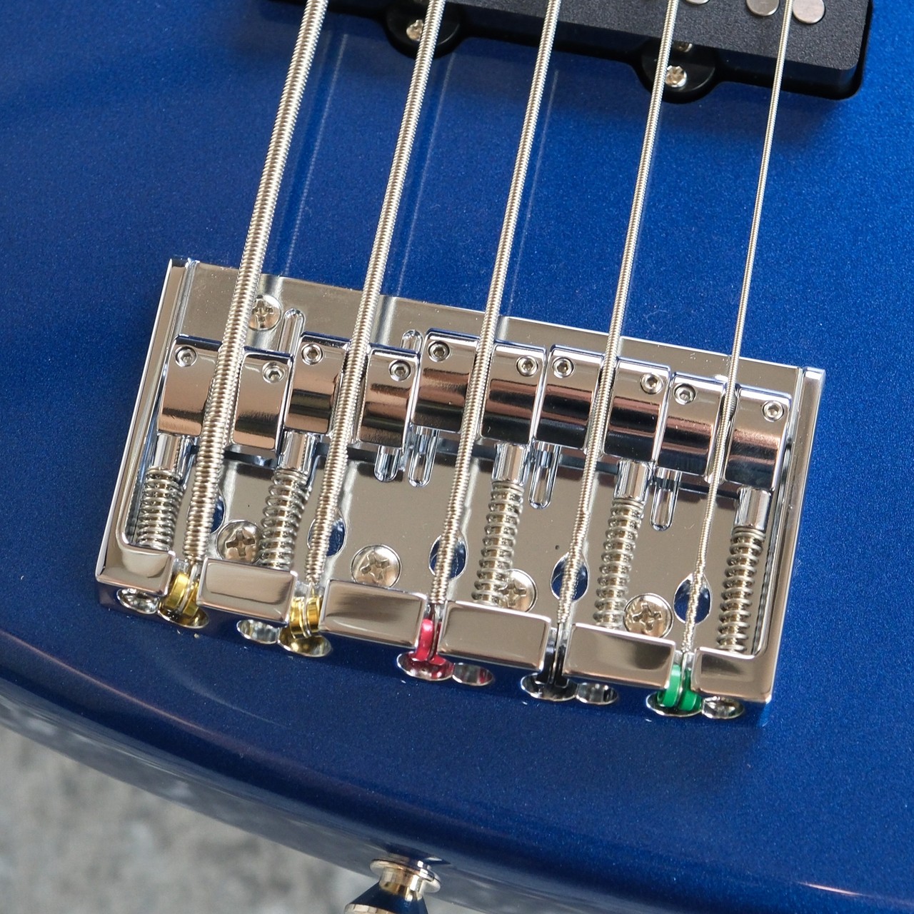 MOON JJ-5 SUTHO MOLDLE 須藤モデル エレキベース JB-5/JJ-5 SUTOH MODEL - 須藤 満 モデル | BASS | MOON GUITARS