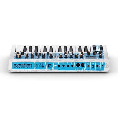 Novation Bass Station II Swifty Edition【特別限定生産
