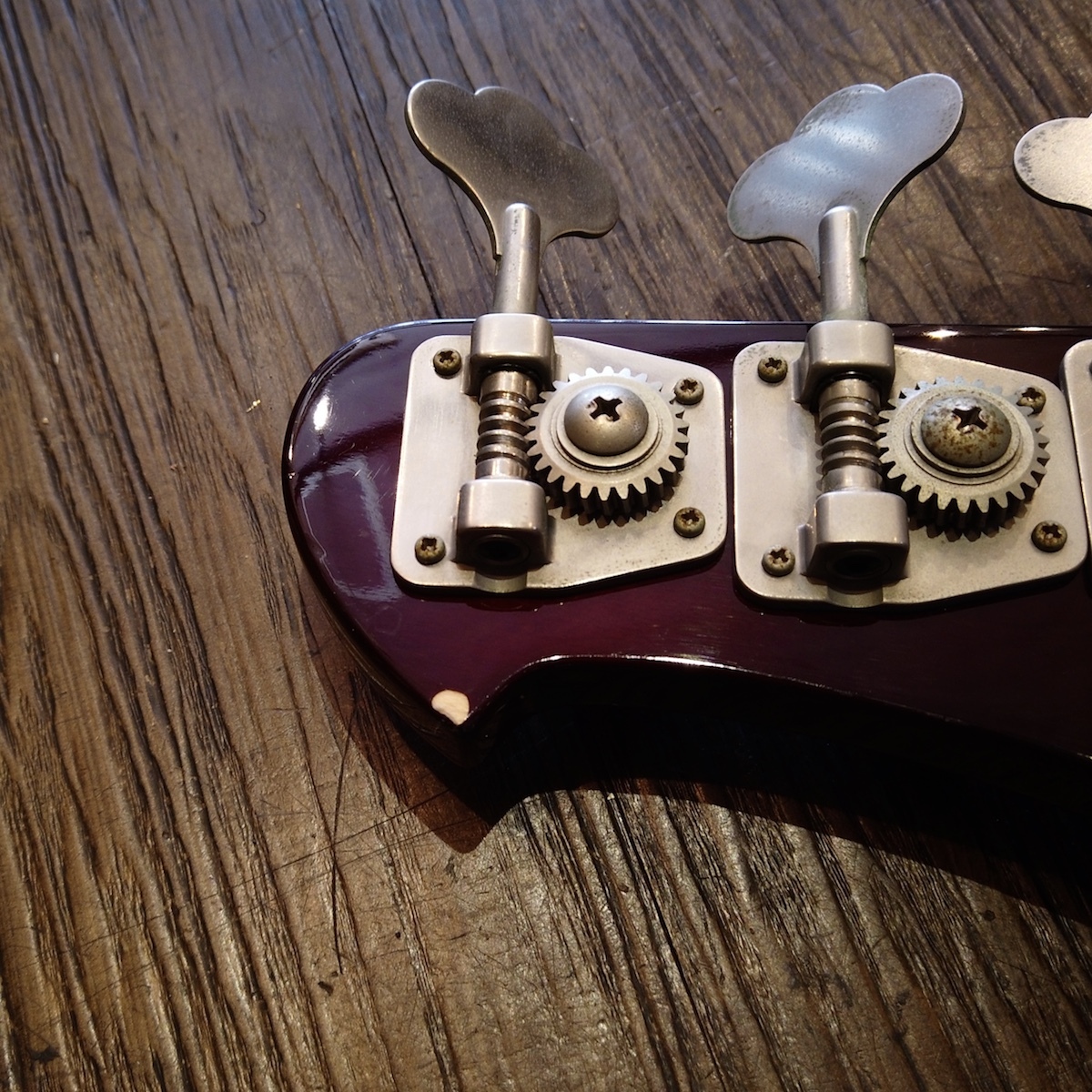 メンテ済 美品 詳細不明 9Plyネック スルーネック アクティブエレキベース NO BRAND スルーネック 変形ベース Electric bass（中古/送料無料