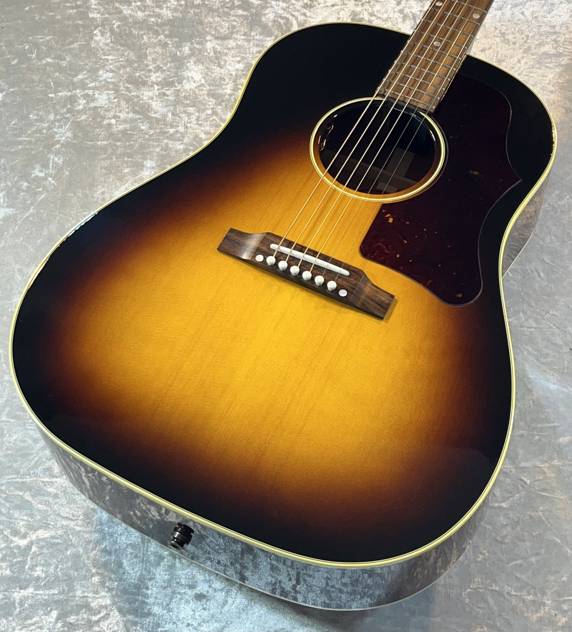 Gibson 50's J-45 Orjiginal Vintage Sunburst S/N 22764061