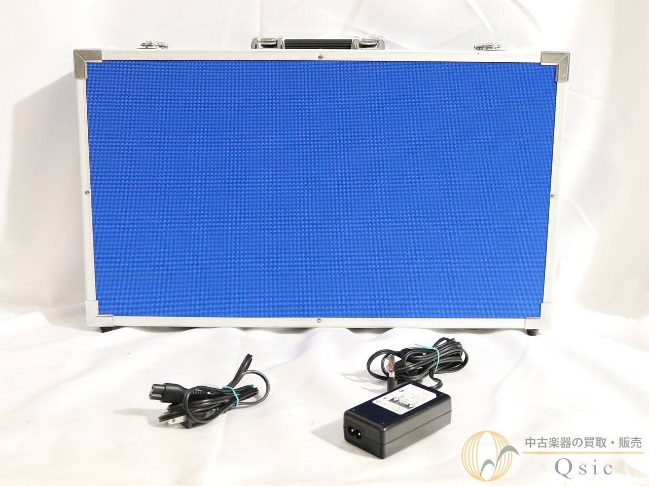 BOSS GT-100 / COSM Amp Effects Processor [UM066]【神戸店在庫