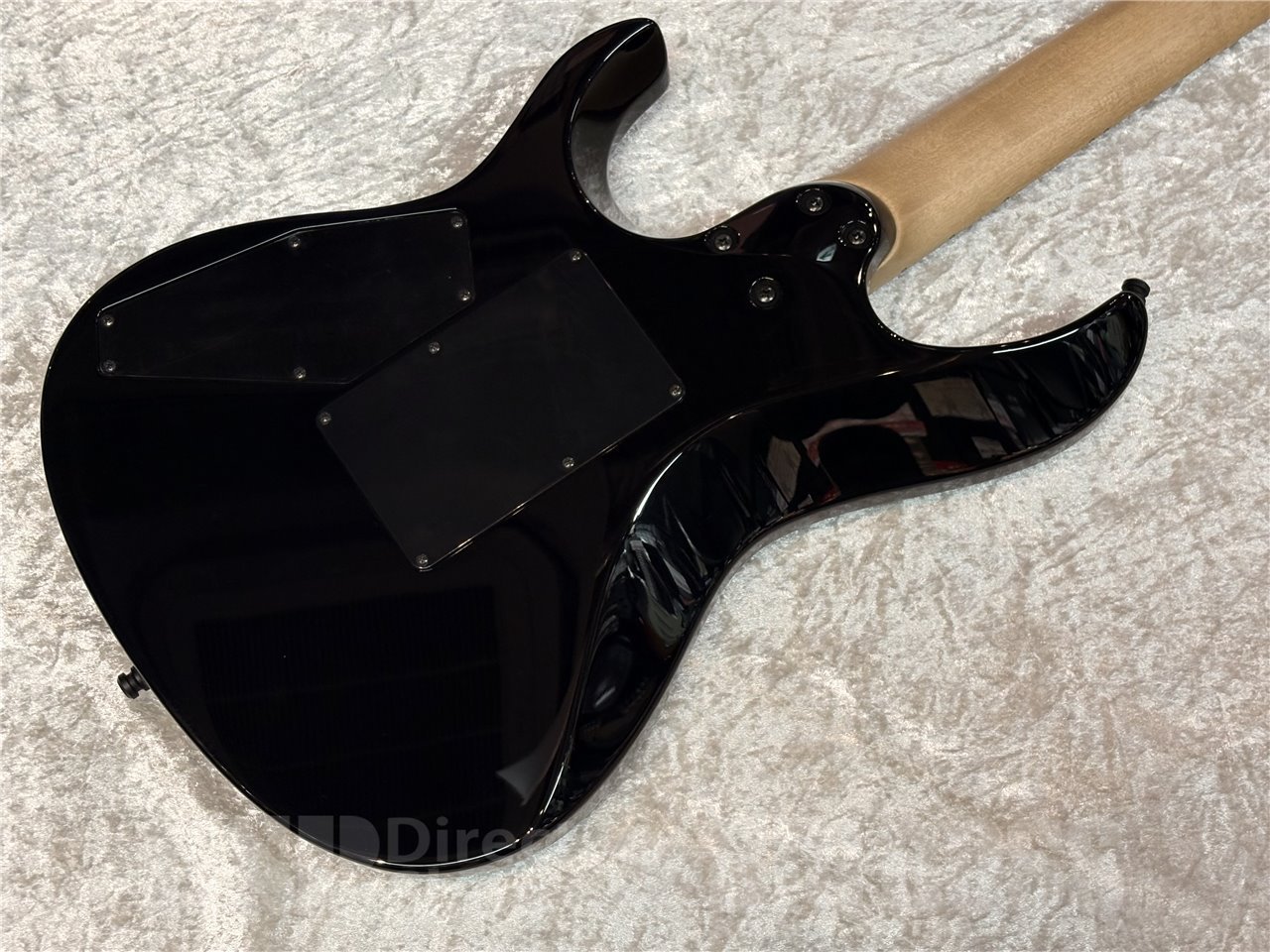 ESP MAVERICK (BLACK)（新品/送料無料）【楽器検索デジマート】
