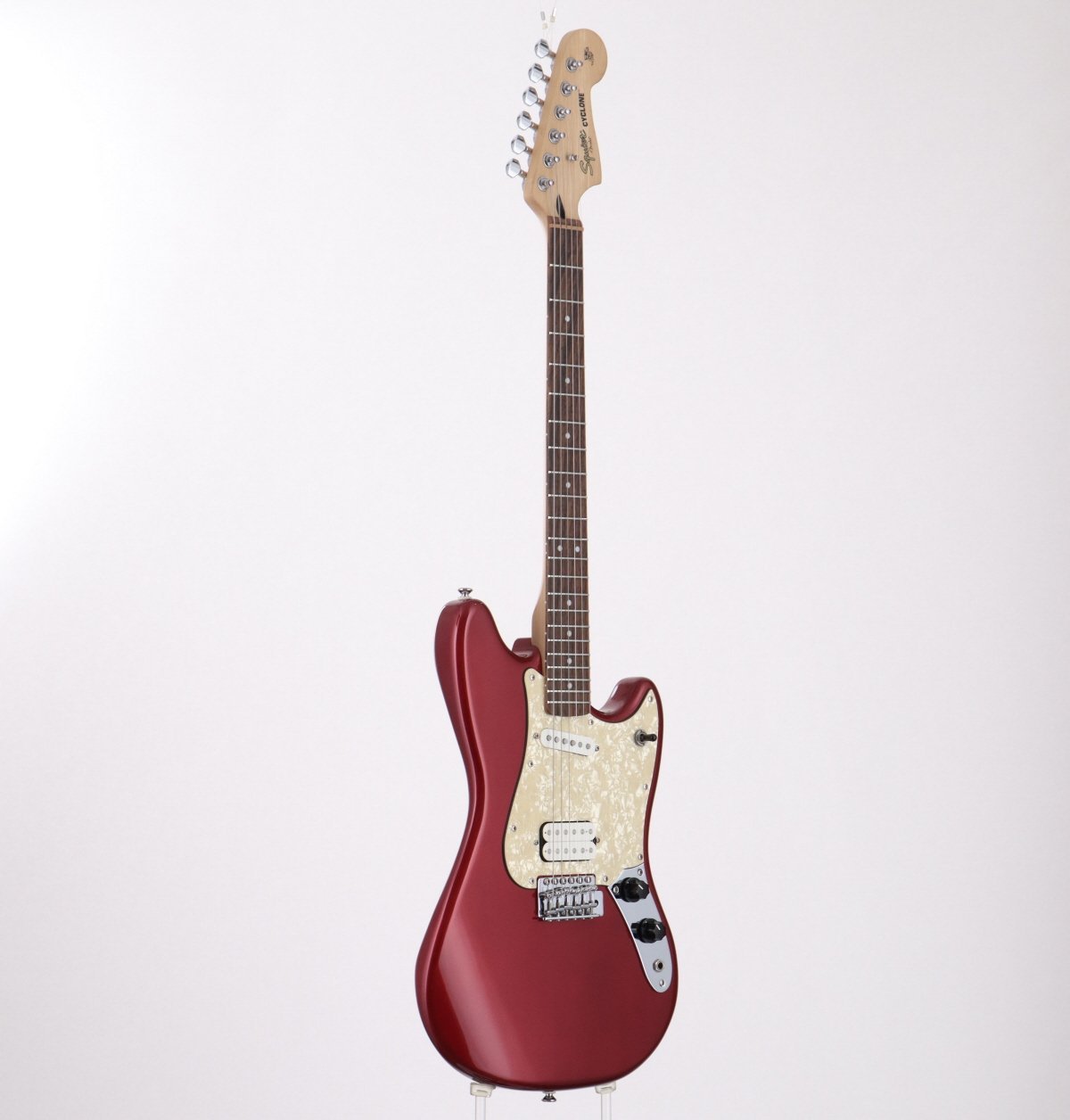 Squier Cyclone 　キャンディアップルレッド！！ Squier Cyclone Electric Guitar Candy Apple Red | Guitar Center